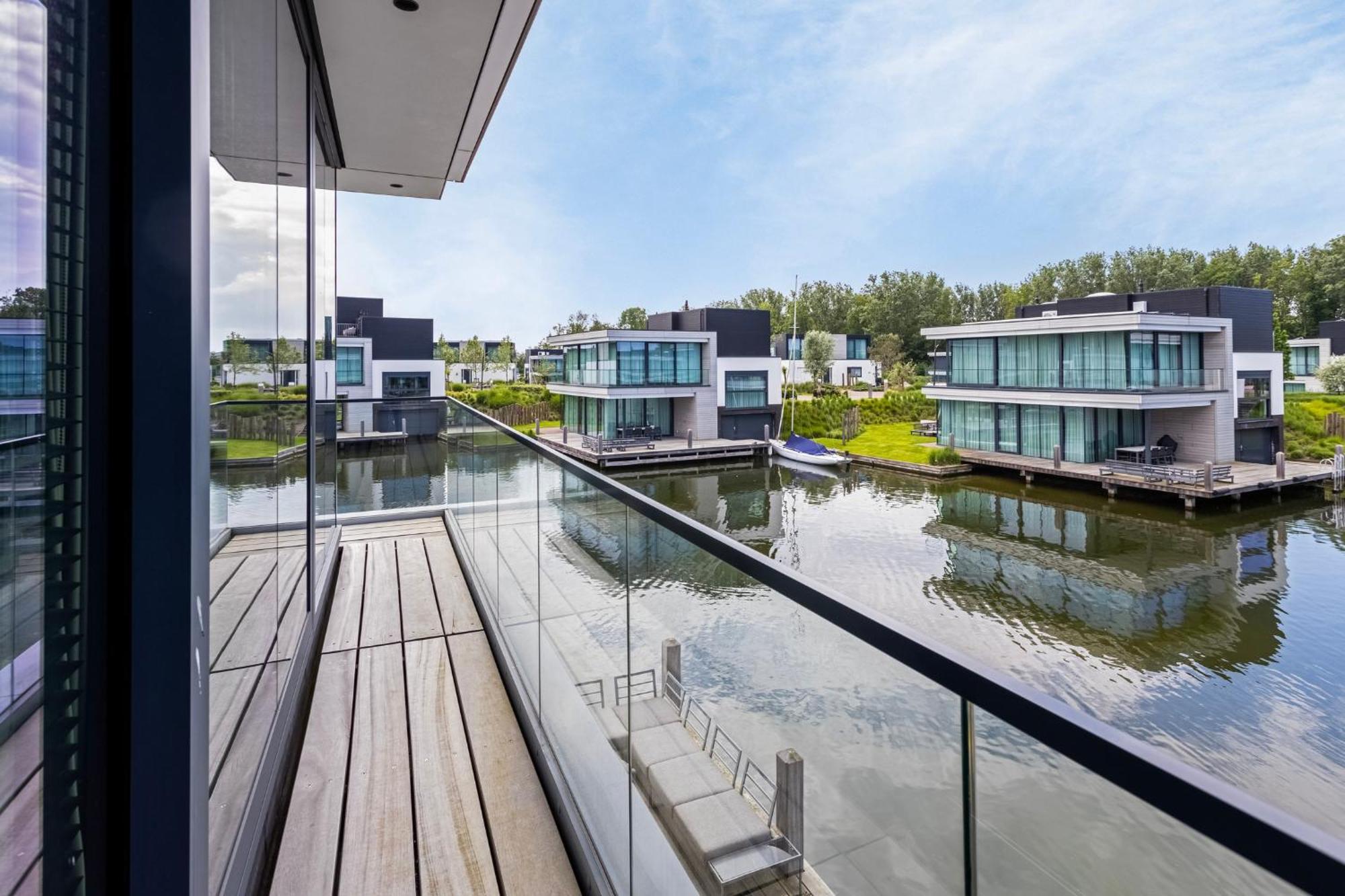 Lake House With Dock At Lake Veere, Zeeland Arnemuiden Luaran gambar